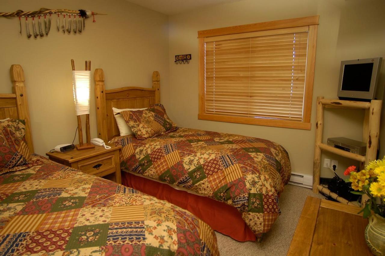 Apartment 406, Indigenous Artefacts แคนมอร์ ภายนอก รูปภาพ